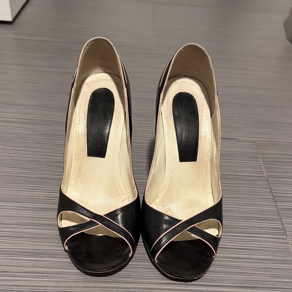 Marc Jacobs Black and Blush Peep-Toe Heels